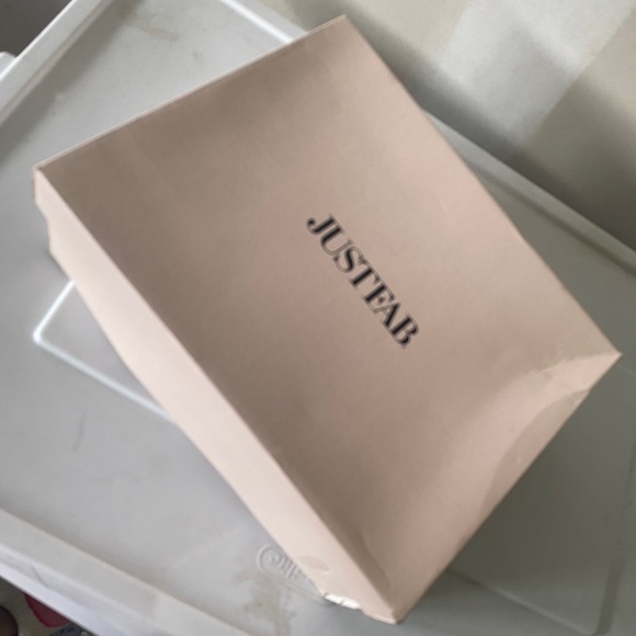 Just Fab Estreal Pumps - Picture 1 of 5